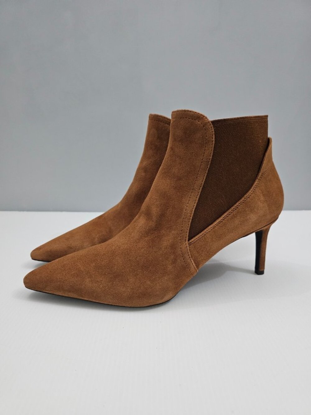 Cole Haan Go To Jamela Chelsea Ankle Boot 10 Tobacco Suede Heeled Pointed Toe